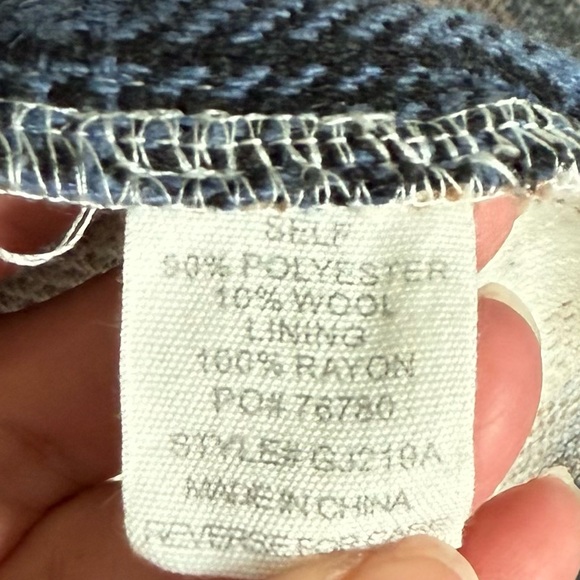 Plaid Shacket size Small - Picture 9 of 13